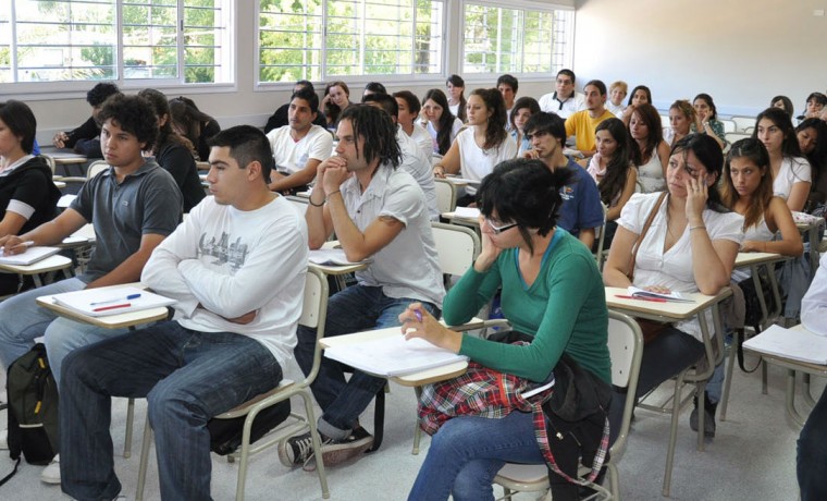 Estudiantes-CBC-UBA