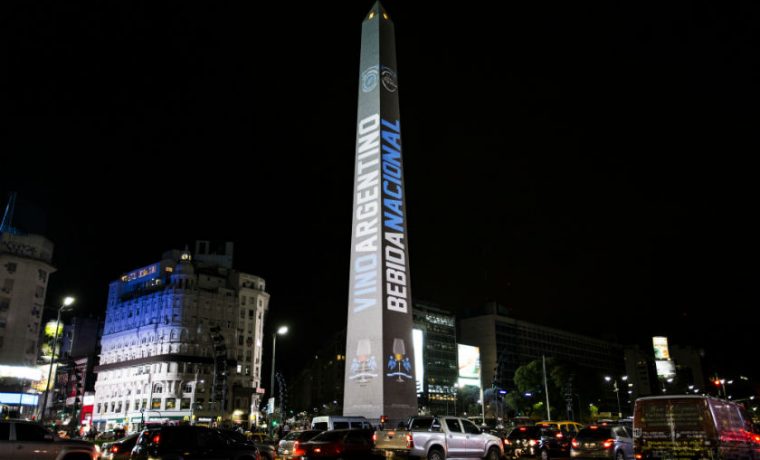 obelisco, vino, Milo Lockett